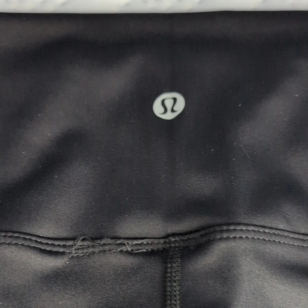 NWT Lululemon Women's Black Leggings - Picture 2 of 5